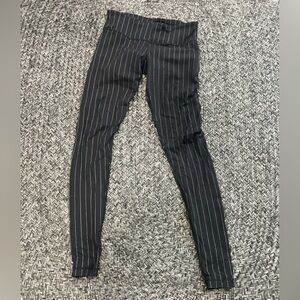 lululemon athletica Black and White Striped Leggings, size 8 tall